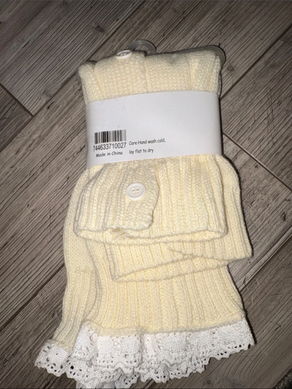 NWT Cream Knit Leg Warmers with white Lace Trim